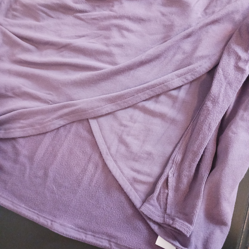 2/$30 DEAL!! Athleta Lavender Cowl Neck Sweatshirt - Picture 9 of 10